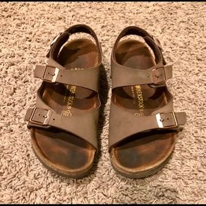 Girls Birkenstock’s - Brown